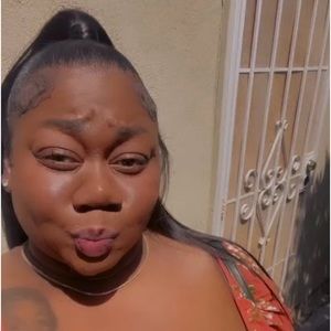 Meet your Posher, Shosho